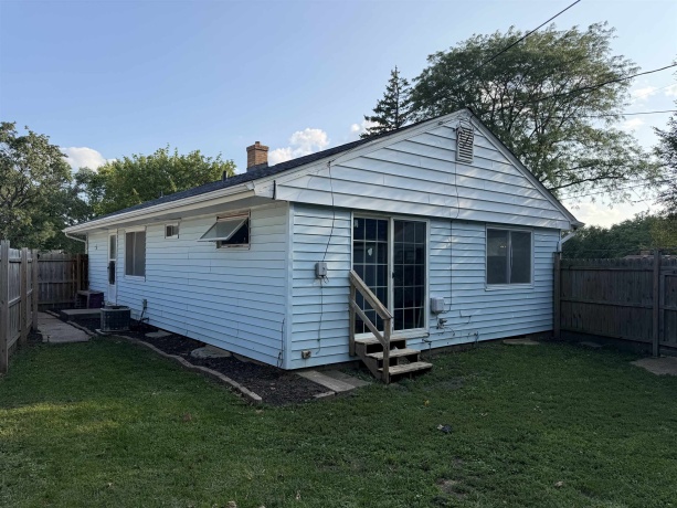 108 SKYLARK, ROCKFORD, Illinois 61107, 3 Bedrooms Bedrooms, ,1 BathroomBathrooms,House,For Sale,SKYLARK,202605321