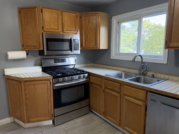 108 SKYLARK, ROCKFORD, Illinois 61107, 3 Bedrooms Bedrooms, ,1 BathroomBathrooms,House,For Sale,SKYLARK,202605321