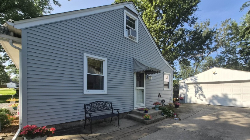 2227 Arizona, ROCKFORD, Illinois 61108, 3 Bedrooms Bedrooms, ,1 BathroomBathrooms,House,For Sale,Arizona,202605324