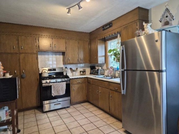 2227 Arizona, ROCKFORD, Illinois 61108, 3 Bedrooms Bedrooms, ,1 BathroomBathrooms,House,For Sale,Arizona,202605324