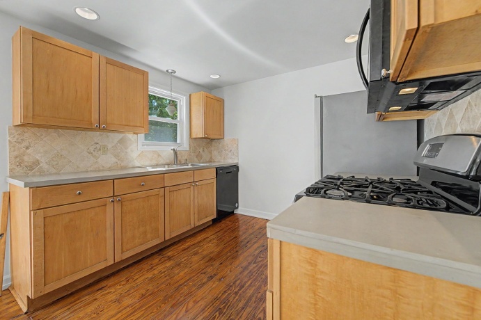 228 Poplar, GALENA, Illinois 61036, 2 Bedrooms Bedrooms, ,2 BathroomsBathrooms,House,For Sale,Poplar,202605325