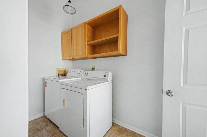 228 Poplar, GALENA, Illinois 61036, 2 Bedrooms Bedrooms, ,2 BathroomsBathrooms,House,For Sale,Poplar,202605325