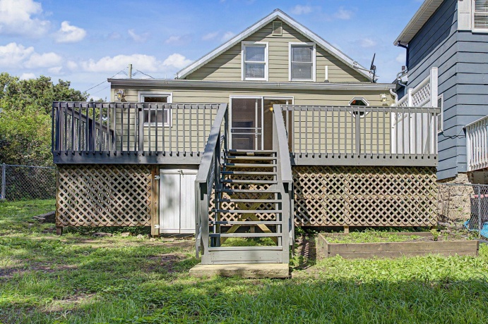228 Poplar, GALENA, Illinois 61036, 2 Bedrooms Bedrooms, ,2 BathroomsBathrooms,House,For Sale,Poplar,202605325