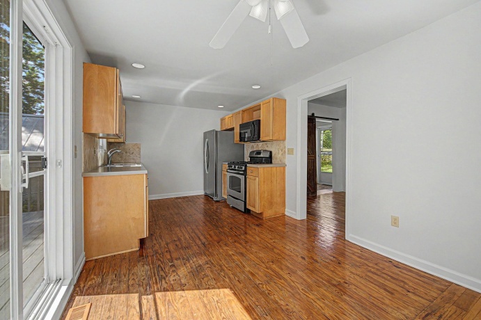 228 Poplar, GALENA, Illinois 61036, 2 Bedrooms Bedrooms, ,2 BathroomsBathrooms,House,For Sale,Poplar,202605325