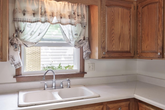 4715 Cleveland, ROCKFORD, Illinois 61108, 3 Bedrooms Bedrooms, ,1 BathroomBathrooms,House,For Sale,Cleveland,202605326