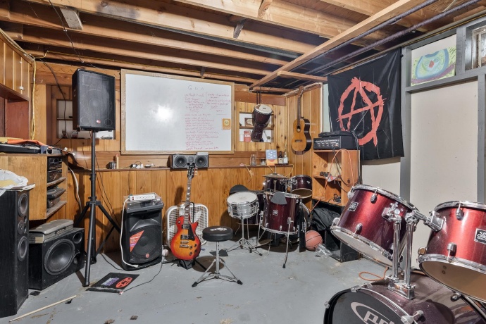 4715 Cleveland, ROCKFORD, Illinois 61108, 3 Bedrooms Bedrooms, ,1 BathroomBathrooms,House,For Sale,Cleveland,202605326