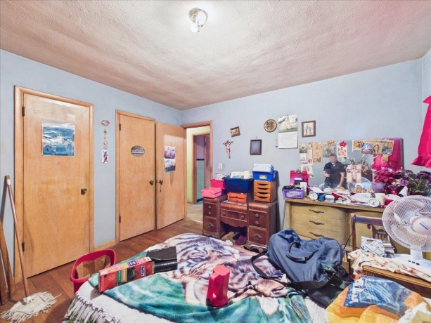 1524 Victoria, ROCKFORD, Illinois 61102, 2 Bedrooms Bedrooms, ,1 BathroomBathrooms,House,For Sale,Victoria,202605328
