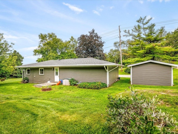 1905 Walnut, FREEPORT, Illinois 61032, 3 Bedrooms Bedrooms, ,1 BathroomBathrooms,House,For Sale,Walnut,202605329