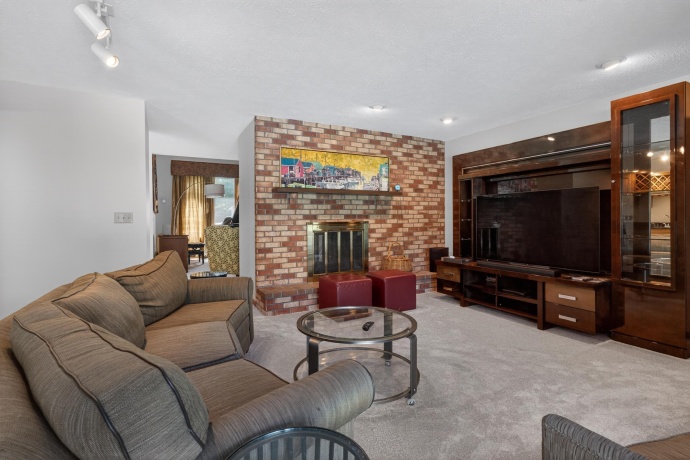 3530 Lizum, ROCKFORD, Illinois 61114, 4 Bedrooms Bedrooms, ,3 BathroomsBathrooms,House,For Sale,Lizum,202603466