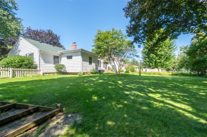 513 6th, OREGON, Illinois 61061, 4 Bedrooms Bedrooms, ,2 BathroomsBathrooms,House,For Sale,6th,202605332