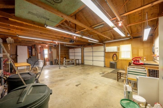 513 6th, OREGON, Illinois 61061, 4 Bedrooms Bedrooms, ,2 BathroomsBathrooms,House,For Sale,6th,202605332