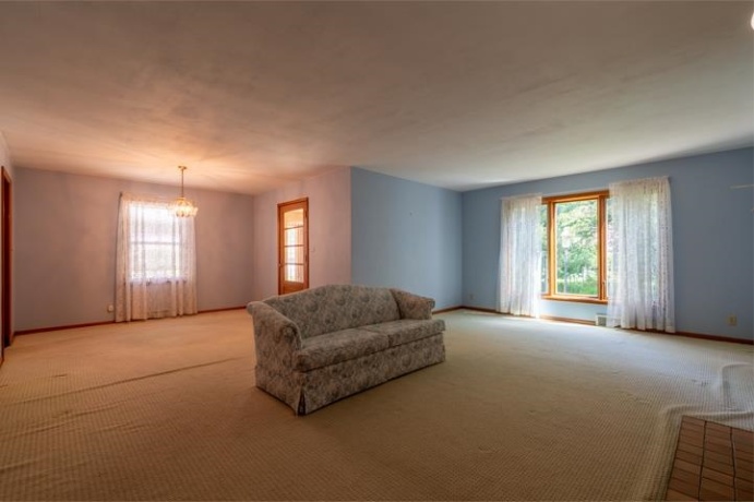 513 6th, OREGON, Illinois 61061, 4 Bedrooms Bedrooms, ,2 BathroomsBathrooms,House,For Sale,6th,202605332