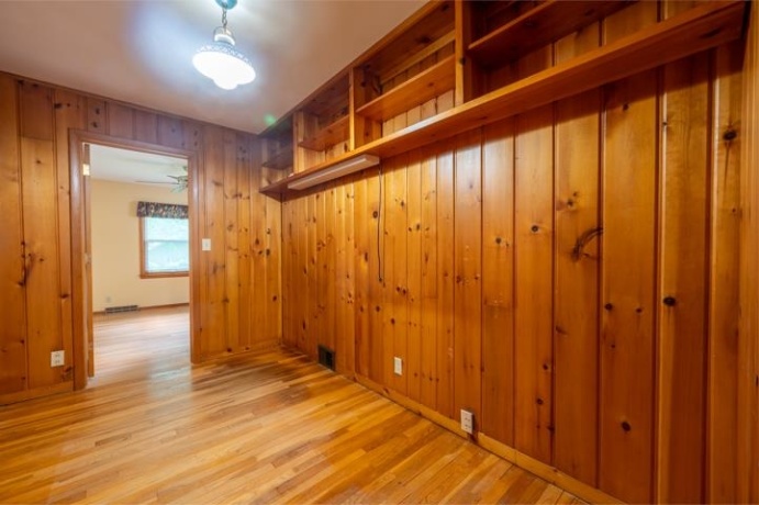 513 6th, OREGON, Illinois 61061, 4 Bedrooms Bedrooms, ,2 BathroomsBathrooms,House,For Sale,6th,202605332