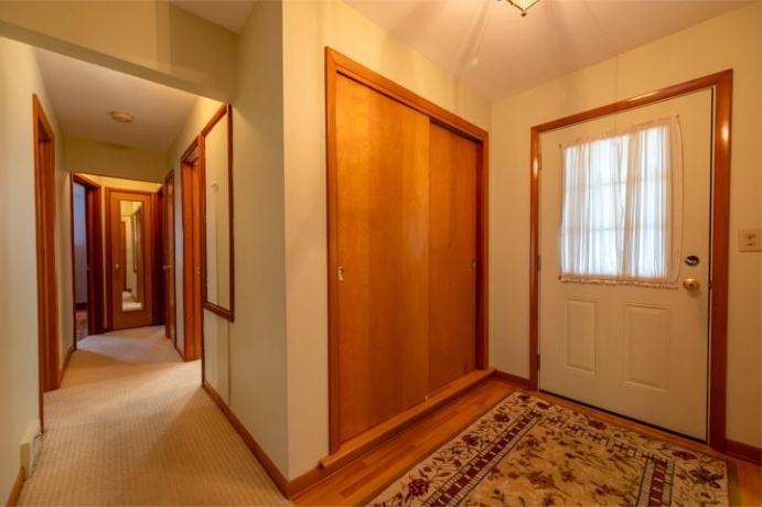 513 6th, OREGON, Illinois 61061, 4 Bedrooms Bedrooms, ,2 BathroomsBathrooms,House,For Sale,6th,202605332