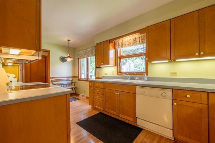 513 6th, OREGON, Illinois 61061, 4 Bedrooms Bedrooms, ,2 BathroomsBathrooms,House,For Sale,6th,202605332