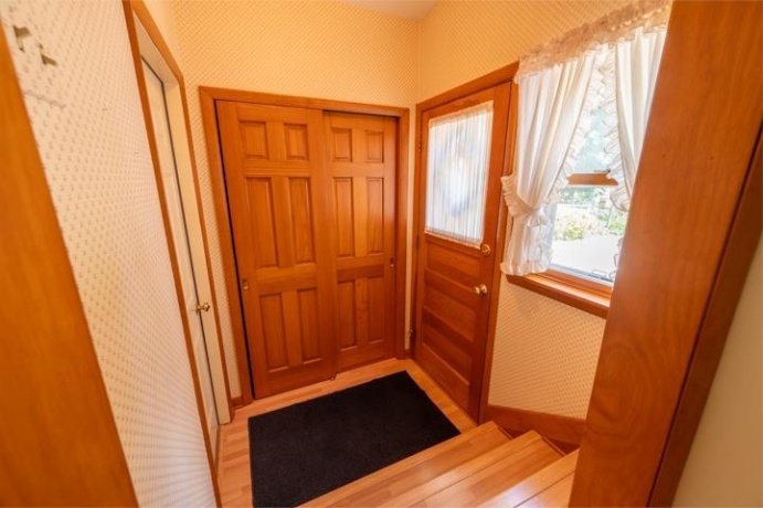 513 6th, OREGON, Illinois 61061, 4 Bedrooms Bedrooms, ,2 BathroomsBathrooms,House,For Sale,6th,202605332