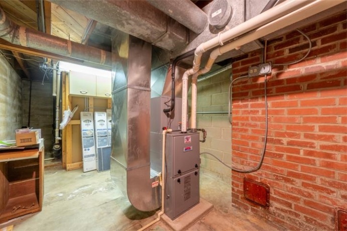 513 6th, OREGON, Illinois 61061, 4 Bedrooms Bedrooms, ,2 BathroomsBathrooms,House,For Sale,6th,202605332