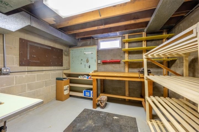 513 6th, OREGON, Illinois 61061, 4 Bedrooms Bedrooms, ,2 BathroomsBathrooms,House,For Sale,6th,202605332