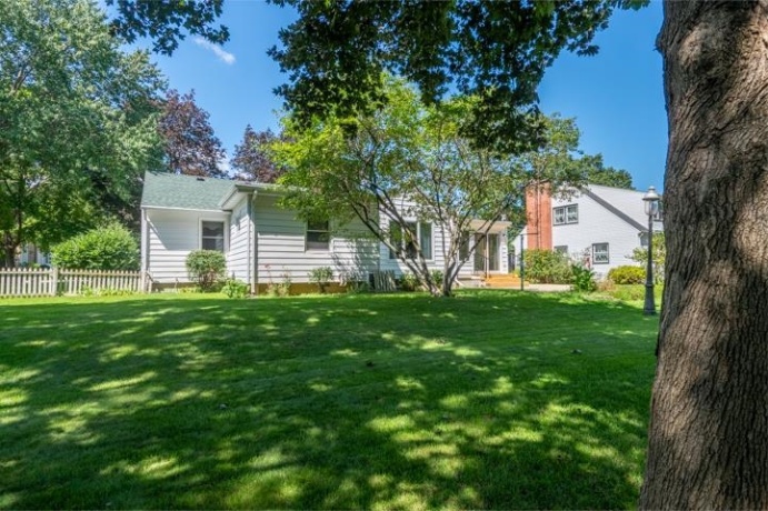 513 6th, OREGON, Illinois 61061, 4 Bedrooms Bedrooms, ,2 BathroomsBathrooms,House,For Sale,6th,202605332