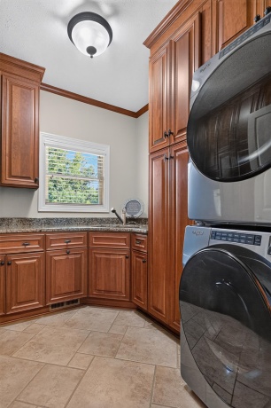 5472 Woodland, LOVES PARK, Illinois 61111, 5 Bedrooms Bedrooms, ,4 BathroomsBathrooms,House,For Sale,Woodland,202605333