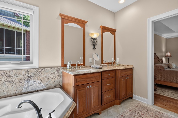 5472 Woodland, LOVES PARK, Illinois 61111, 5 Bedrooms Bedrooms, ,4 BathroomsBathrooms,House,For Sale,Woodland,202605333