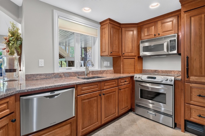 5472 Woodland, LOVES PARK, Illinois 61111, 5 Bedrooms Bedrooms, ,4 BathroomsBathrooms,House,For Sale,Woodland,202605333