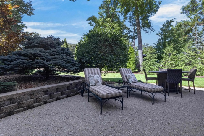 5472 Woodland, LOVES PARK, Illinois 61111, 5 Bedrooms Bedrooms, ,4 BathroomsBathrooms,House,For Sale,Woodland,202605333