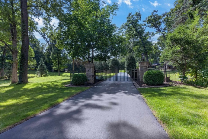 5472 Woodland, LOVES PARK, Illinois 61111, 5 Bedrooms Bedrooms, ,4 BathroomsBathrooms,House,For Sale,Woodland,202605333