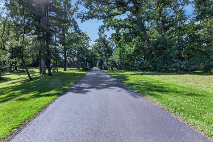 5472 Woodland, LOVES PARK, Illinois 61111, 5 Bedrooms Bedrooms, ,4 BathroomsBathrooms,House,For Sale,Woodland,202605333