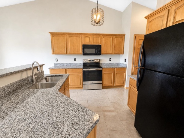 11802 River Hills, ROCKTON, Illinois 61072, 3 Bedrooms Bedrooms, ,2 BathroomsBathrooms,Condominium,For Sale,River Hills,202605338