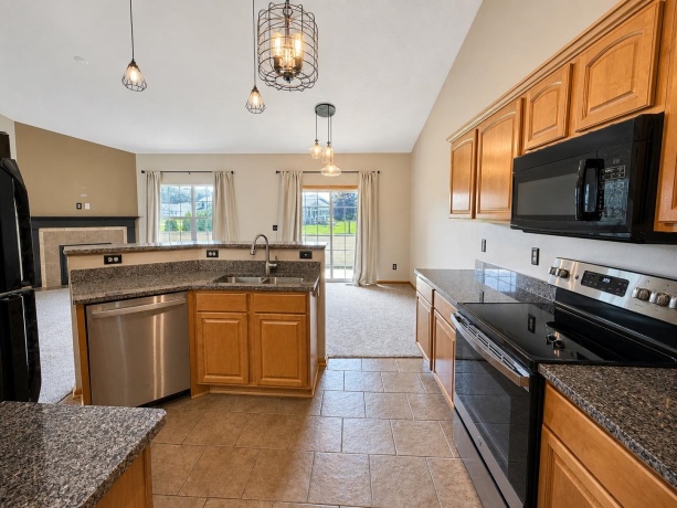 11802 River Hills, ROCKTON, Illinois 61072, 3 Bedrooms Bedrooms, ,2 BathroomsBathrooms,Condominium,For Sale,River Hills,202605338