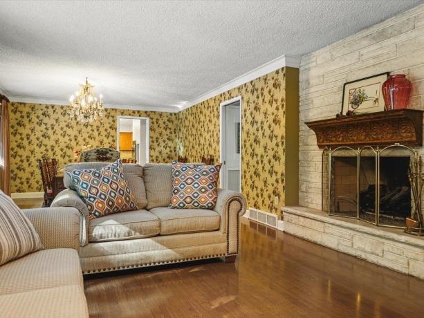 4007 Landstrom, ROCKFORD, Illinois 61114, 4 Bedrooms Bedrooms, ,4 BathroomsBathrooms,House,For Sale,Landstrom,202605337