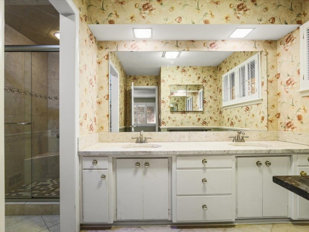 4007 Landstrom, ROCKFORD, Illinois 61114, 4 Bedrooms Bedrooms, ,4 BathroomsBathrooms,House,For Sale,Landstrom,202605337