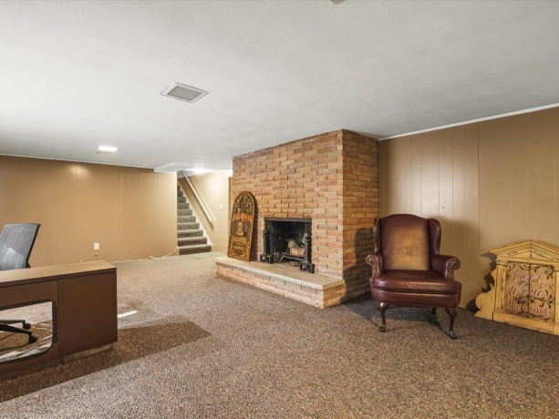 4007 Landstrom, ROCKFORD, Illinois 61114, 4 Bedrooms Bedrooms, ,4 BathroomsBathrooms,House,For Sale,Landstrom,202605337