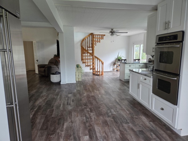438 Hubbard, WINSLOW, Illinois 61089, 3 Bedrooms Bedrooms, ,1 BathroomBathrooms,House,For Sale,Hubbard,202605339