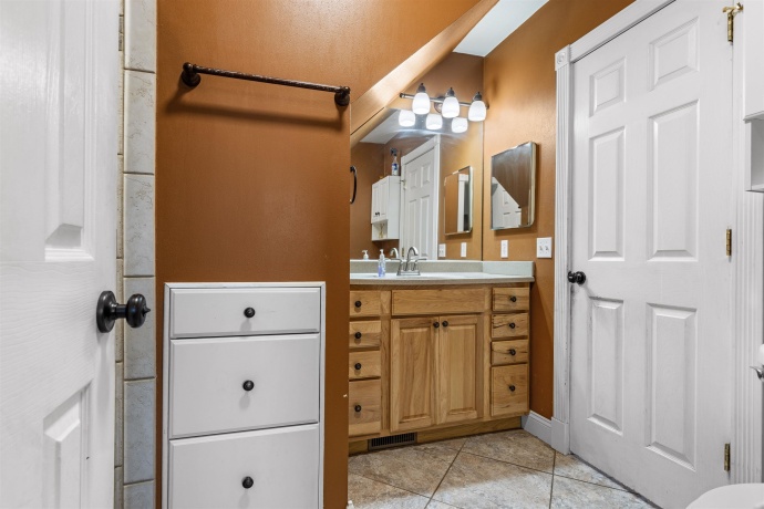 16437 EDWARDSVILLE, PECATONICA, Illinois 61063, 3 Bedrooms Bedrooms, ,2 BathroomsBathrooms,House,For Sale,EDWARDSVILLE,202605347