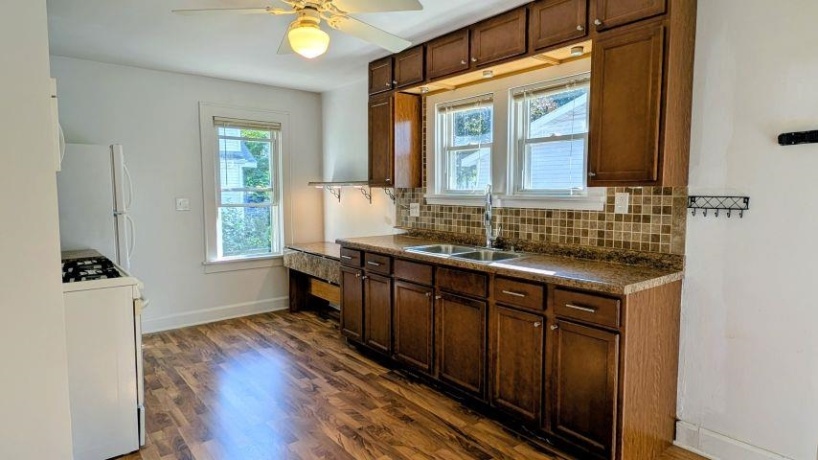 706 2nd, OREGON, Illinois 61061, 1 Bedroom Bedrooms, ,1 BathroomBathrooms,House,For Sale,2nd,202605349