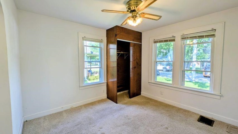 706 2nd, OREGON, Illinois 61061, 1 Bedroom Bedrooms, ,1 BathroomBathrooms,House,For Sale,2nd,202605349