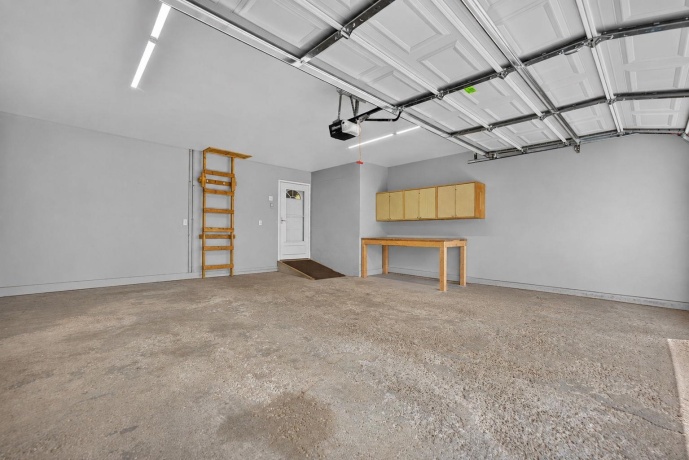 5825 TIPPLE, ROCKFORD, Illinois 61102, 3 Bedrooms Bedrooms, ,2 BathroomsBathrooms,House,For Sale,TIPPLE,202605350