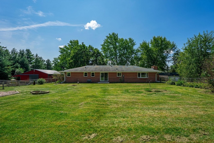 5825 TIPPLE, ROCKFORD, Illinois 61102, 3 Bedrooms Bedrooms, ,2 BathroomsBathrooms,House,For Sale,TIPPLE,202605350