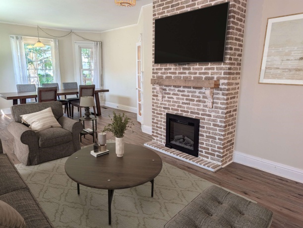 419 Saxby, FREEPORT, Illinois 61032, 3 Bedrooms Bedrooms, ,1 BathroomBathrooms,House,For Sale,Saxby,202605352