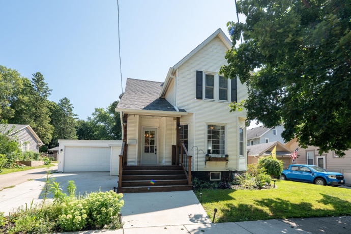 419 Saxby, FREEPORT, Illinois 61032, 3 Bedrooms Bedrooms, ,1 BathroomBathrooms,House,For Sale,Saxby,202605352