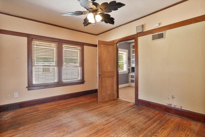 203 Ogilby, ROCKFORD, Illinois 61102, ,2 Units,For Sale,Ogilby,202605355