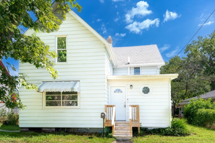 1114 14th, ROCKFORD, Illinois 61104, 3 Bedrooms Bedrooms, ,2 BathroomsBathrooms,House,For Sale,14th,202605358