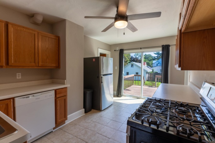 1114 14th, ROCKFORD, Illinois 61104, 3 Bedrooms Bedrooms, ,2 BathroomsBathrooms,House,For Sale,14th,202605358