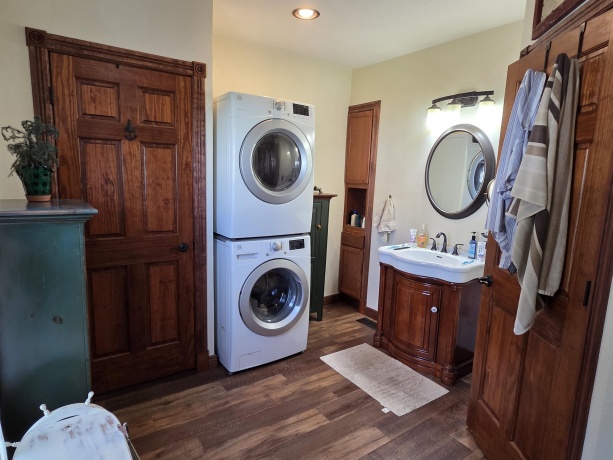 10766 3rd, ROSCOE, Illinois 61073, 3 Bedrooms Bedrooms, ,2 BathroomsBathrooms,House,For Sale,3rd,202605361