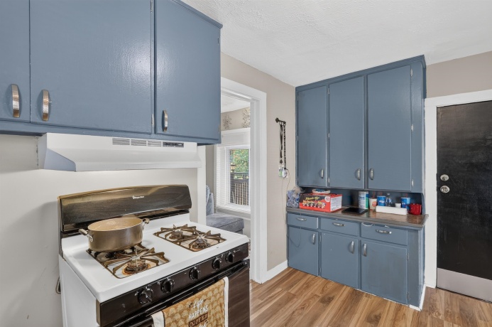 1541 West, ROCKFORD, Illinois 61102, ,2 Units,For Sale,West,202605359