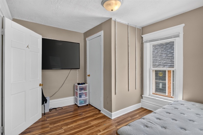 1541 West, ROCKFORD, Illinois 61102, ,2 Units,For Sale,West,202605359