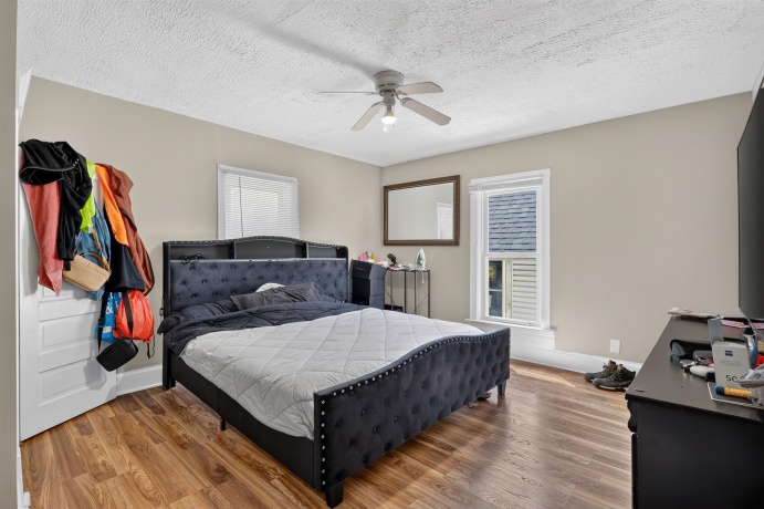 1541 West, ROCKFORD, Illinois 61102, ,2 Units,For Sale,West,202605359
