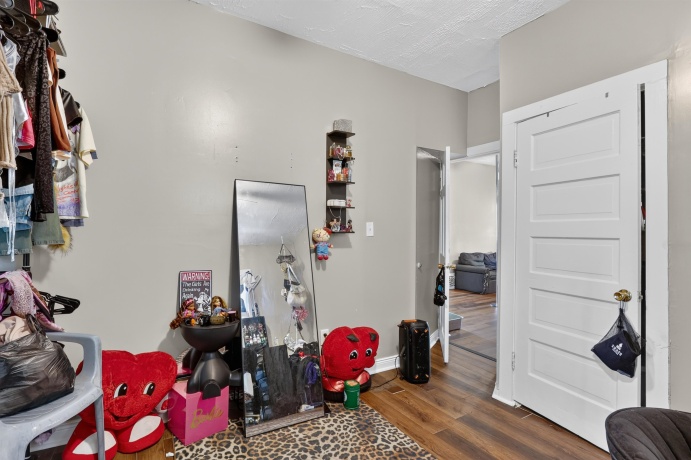 1541 West, ROCKFORD, Illinois 61102, ,2 Units,For Sale,West,202605359